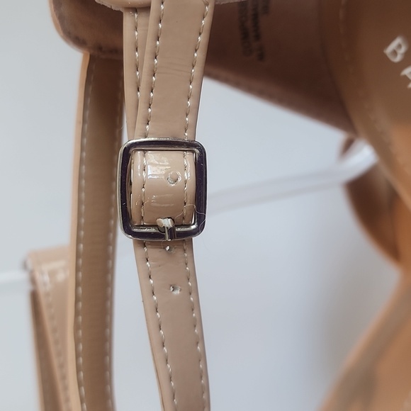 NEW! Nude Faux Patent Leather Platform Chunky Heels - Picture 6 of 7